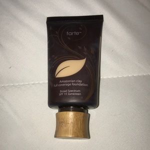 Taste Amazonian Clay Full Coverage foundation